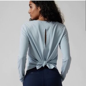 Athleta keyhole top